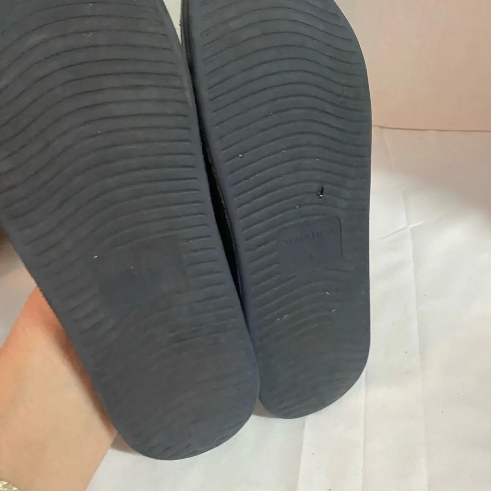 Nautica Slides size 4 (FH)